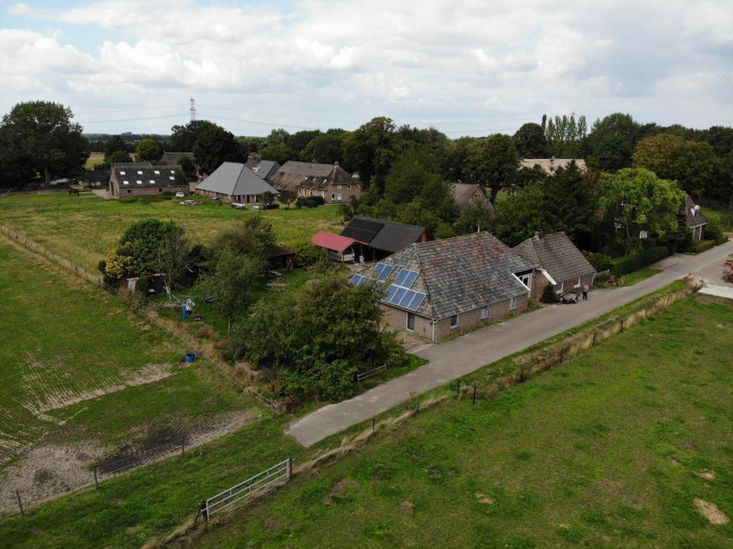 Logeerruimte In Gerenoveerde Boerderij In Wachtum Apartment Екстериор снимка