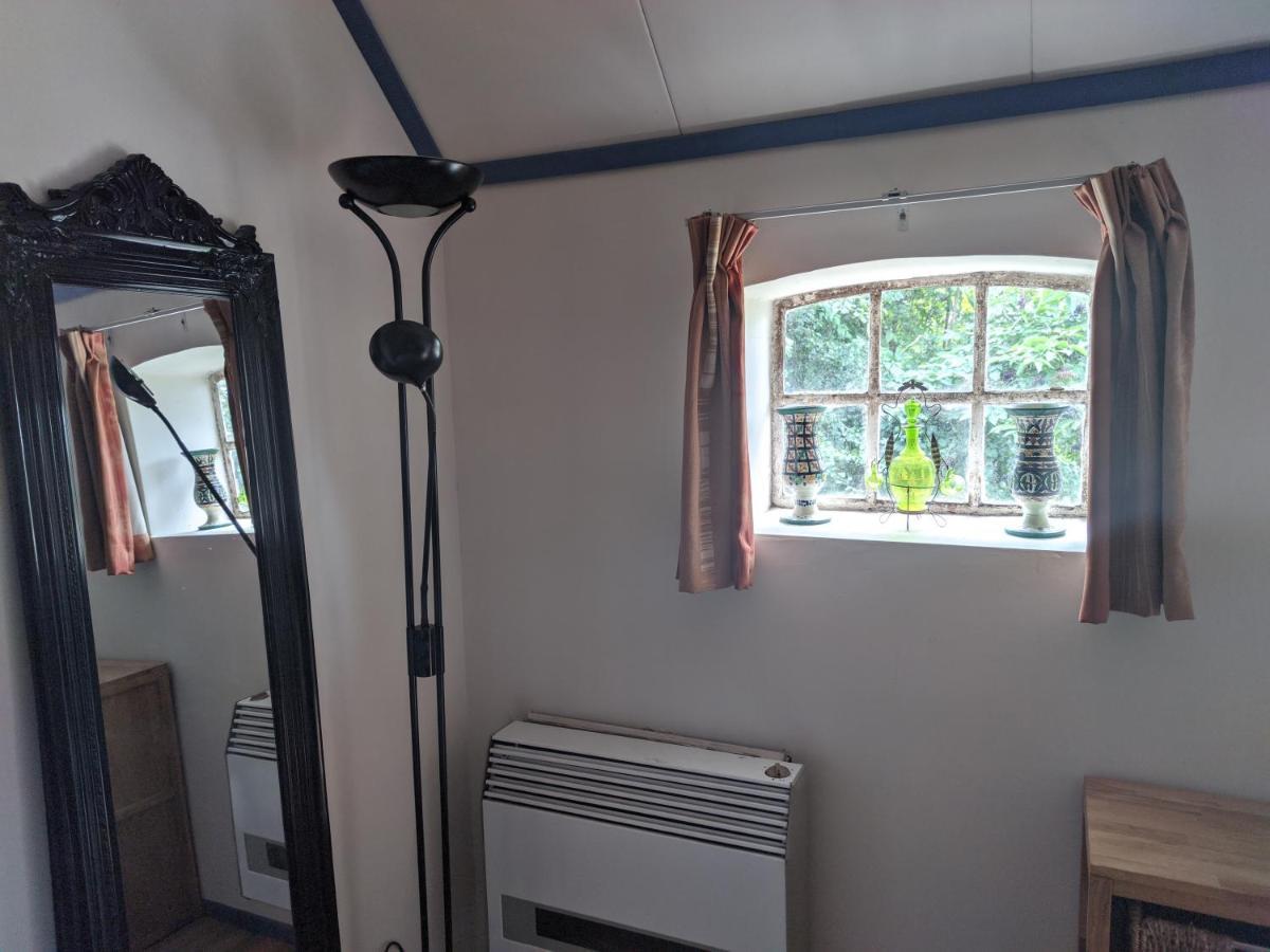 Logeerruimte In Gerenoveerde Boerderij In Wachtum Apartment Екстериор снимка